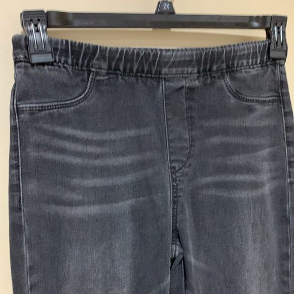 BLANK NYC bell bottom pants - Picture 3 of 9